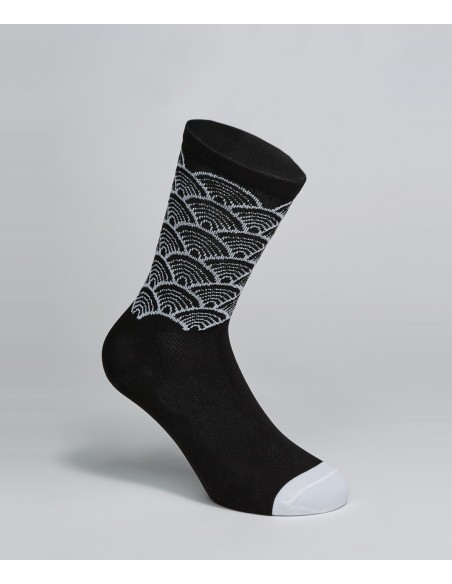 Black Japanese Wave Socks